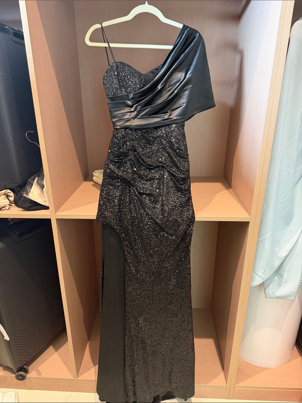 Black One-Shoulder Sequin Evening Gown